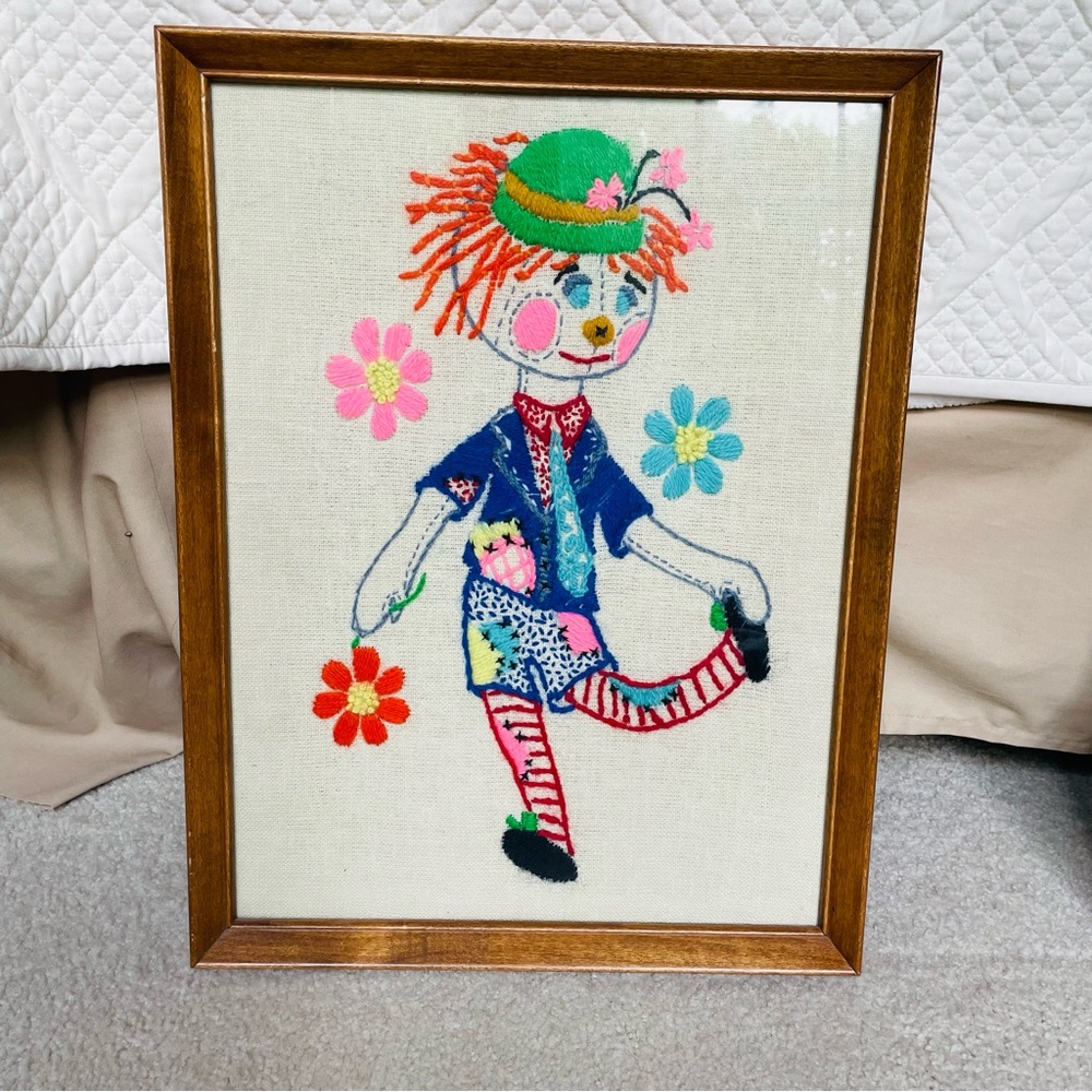 Vintage Framed Embroidered Crewel Rag Doll Set Children’s Nursery - Picture 2 of 9